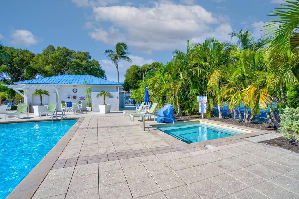 Bright 2br With Breathtaking Ocean View Tavernier